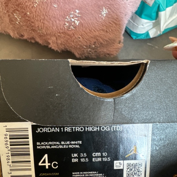 Jordan 1 Retro High - Picture 3 of 3